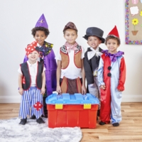 Dressing Up Chest Set 2